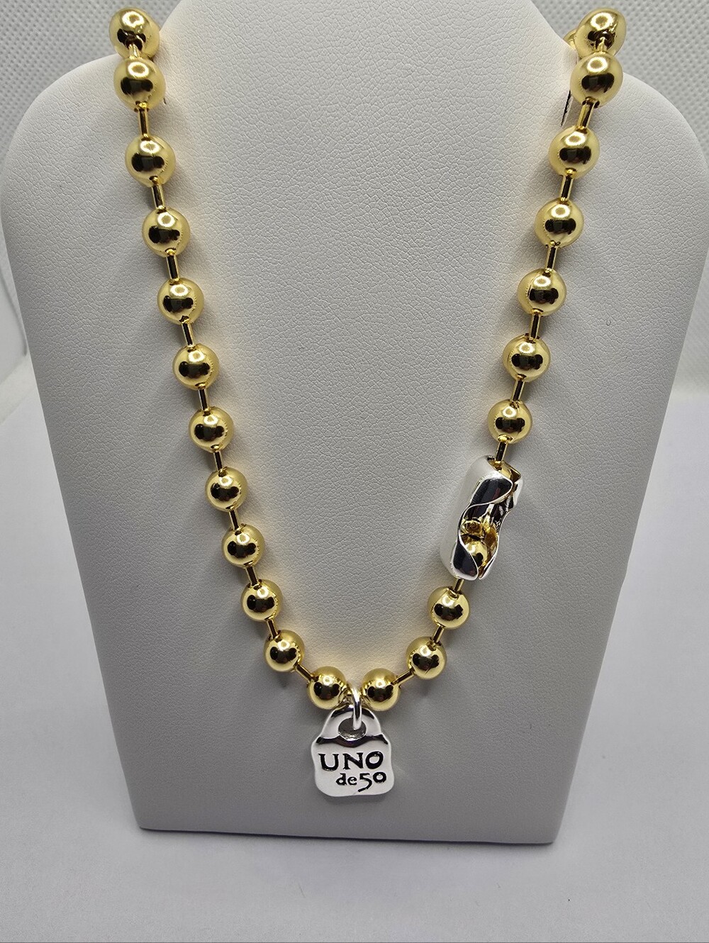 UNO de 50 Ball Chain Necklace with Padlocked Two Tone (Snowflake)